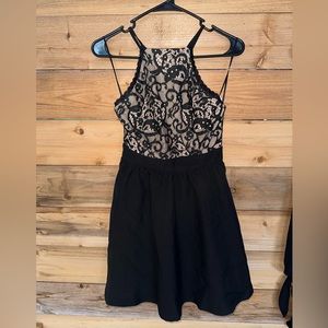 Mini/cocktail dress